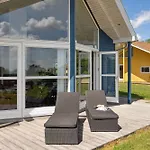 בית נופש Sea View And Calm In Lovely House For 10 Guests
