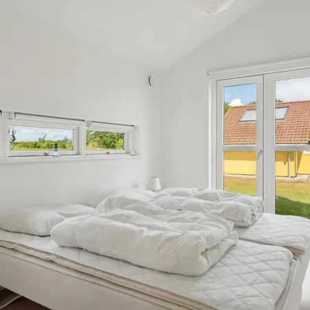 Sea View And Calm In Lovely House For 10 Guests 度假居 *